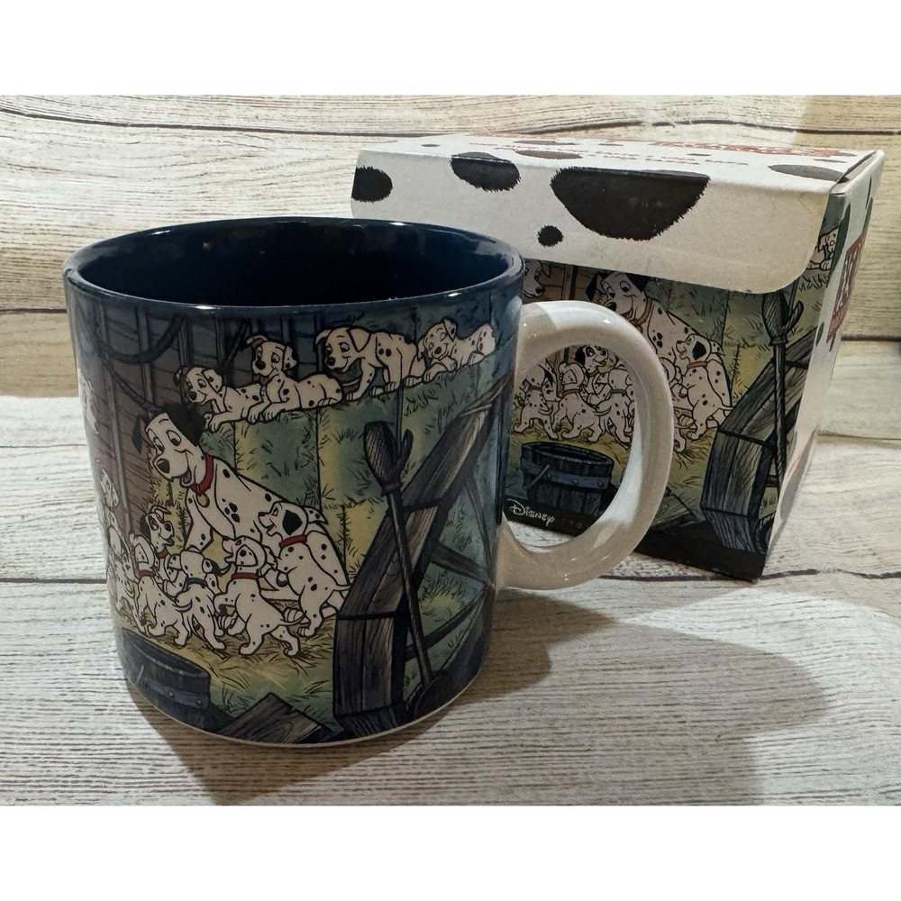 Vintage The Disney Store 101 Dalmations Coffee Mug with original Box